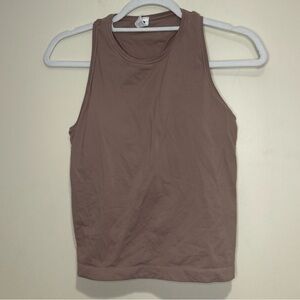 Yogalicious Seamless Carrie Tank Sz Lg
